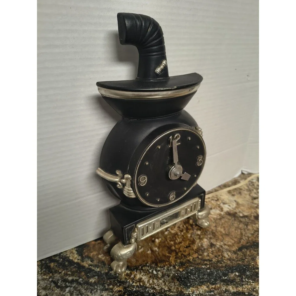 Vintage 60's Mastercraft Pot Belly Stove Clock - Model No. 830 Retro Works!